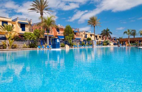 Costa Meloneras Apartment | Meloneras Bahia 28 by VillaGranCanaria