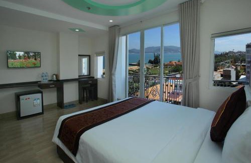 Tran Phu Beach Hotel | Melyna Hotel Nha Trang Beach