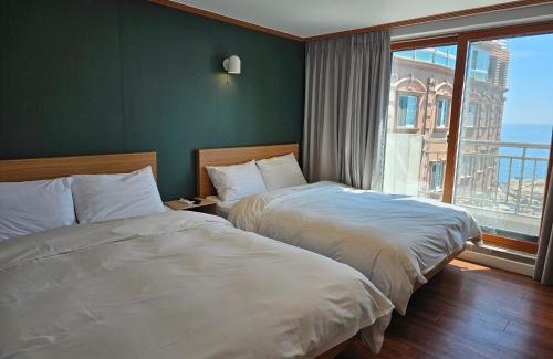 Sokcho Hotel | Memories Hotel