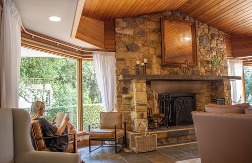 Pokolbin Hotel | Mercure Hunter Valley Gardens
