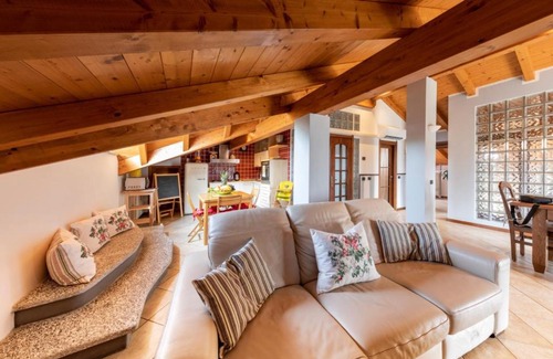 Casale Corte Cerro Apartment | Meridiana di Ricciano