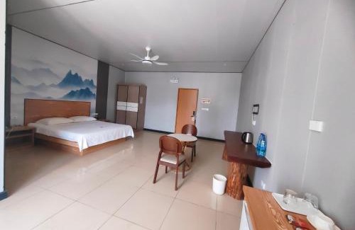 Honiara Hotel | Mermaid N2