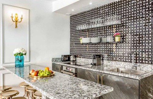 Les Halles Apartment | Merveil Luxury Suite - Louvre Rambuteau