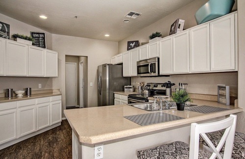 Alta Mesa House | Mesa Golf Course Oasis ~ Family Luxury, EV Charger, Pool & Hot Tub