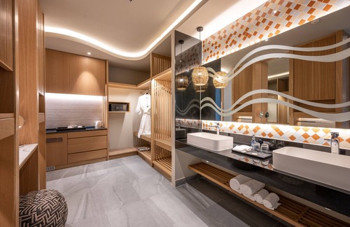 Kata Resort | Metadee Concept Hotel