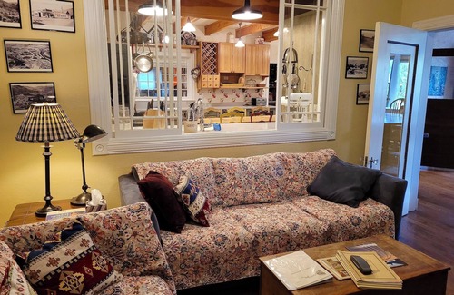 Twisp Cabin | Methow Valley Inn-5-bedroom option, Lovingly Restored&Beautifully Maintained!n