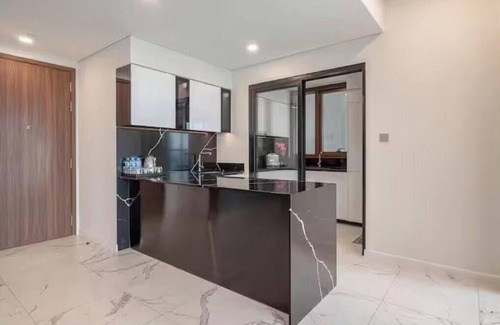 Ben Nghe Condo | Metropole Skyline | Family Stay with Pool & Gym