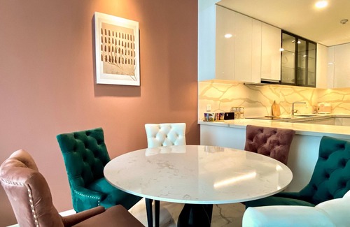 Thu Thiem Apartment | Metropole High-class Apartment 2PN A39