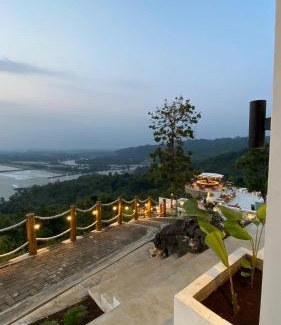 Kebumen Cabin | MeZZO Villa