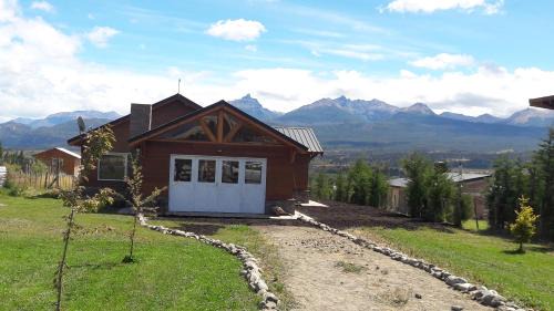 Trevelin House | Mi casita en la loma