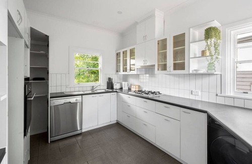 Geelong House | Mibnb York St Geelong