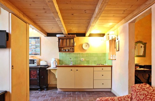 Oltrarno Apartment | Michele - Intimate and cozy penthhouse in a traditional 1860 Villa