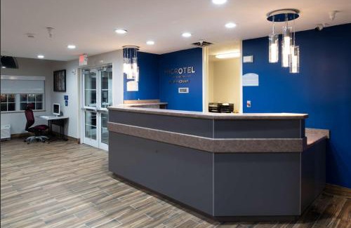 Springfield Hotel | Microtel Inn & Suites by Wyndham Springfield