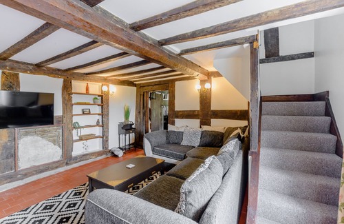 Shelve House | MIDDLE FARM, family friendly, with open fire in Bishop's Castle