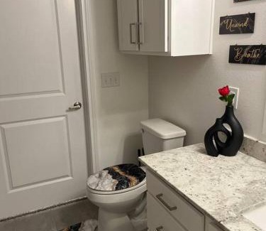 Midtown Apartment | Midtown Getaway