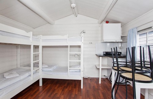 Fana Hotel | Midttun Motell & Camping AS