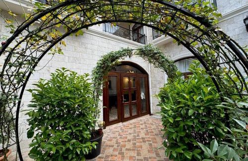 Nasimi Hotel | Midway Hotel Baku