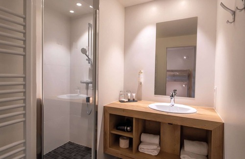 Besse-et-Saint-Anastaise Hotel | Mildiss Hotel Spa & Restaurant, BW Signature Collection