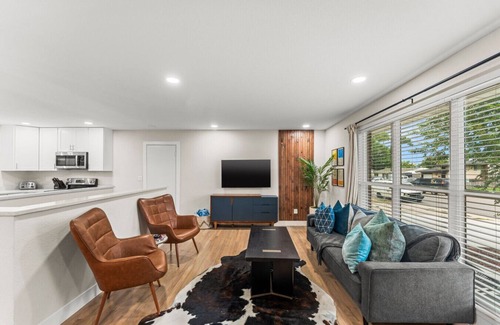 Dupont Apartment | Mile Hi Basecamp | Hot tub + Game Room