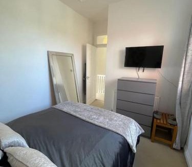 Kidderminster House | Millbank Cottage, Kidderminster