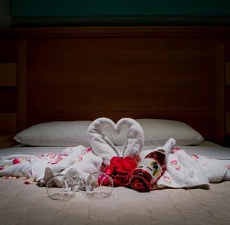 Paralia Dionysiou Apartment | Milonas House Apartments