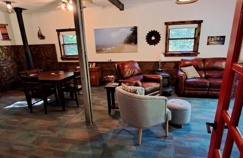 Calumet House | Miners Cove, Keweenaw Themed, 10 min drive to the beach. Peaceful location.