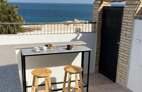 Corniche Road-Dahar Apartment | Mini-Studio With Free Private Beach