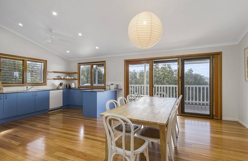 Crescent Head House | Minimalist, coastal retreat in the peaceful nooks of Crescent Head