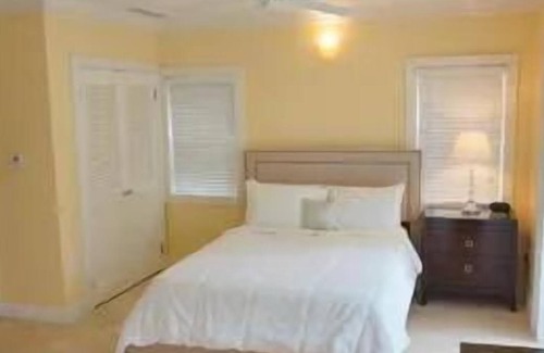 Cotton Ground Apartment | Minutes from Vance W. Amory Int’l Airport! 3 Spaces With Pools and FREE Parking!
