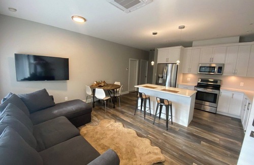 Youbou House | Miracle Lake Retreat