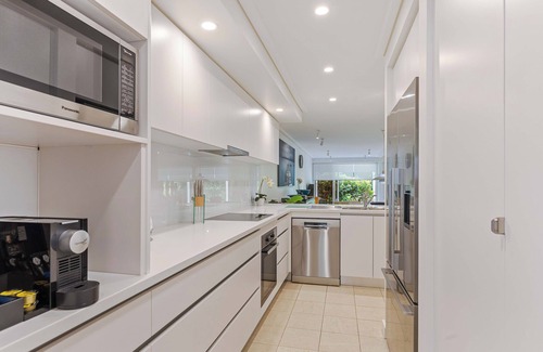 Port Douglas Villa | Mirage Resort Villa 456 with access to Sheraton Facilities
