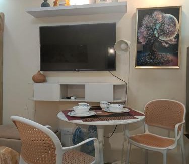 Silang Hotel | Miranda's Suites by Fullerton