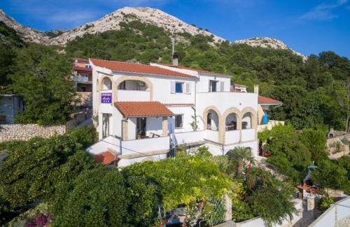 Stara Baska Apartment | Mirta