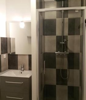 Saint-Jean-de-Fos Apartment | Mistral