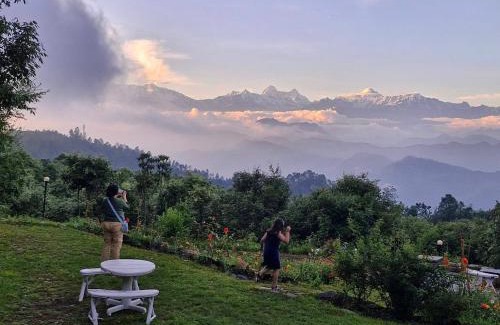 Jhaltola Cabin | Misty Mountains Jhaltola