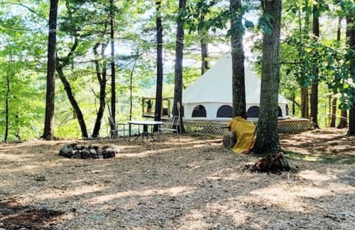 Hopewell RV Rental | Misty River Retreat