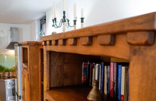 Rhein-Erft-Kreis District Apartment | Mit Aufzug in die Ferienwohnung 02 "Zum Ritter" und in der Nähe von Köln mit Stil übernachten