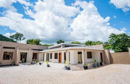 Central Region Bed & Breakfast | MMK Lodge