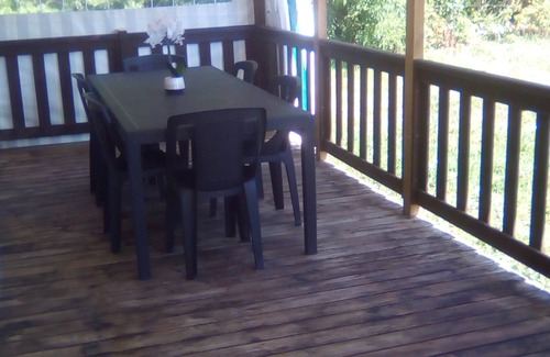 Colleville-sur-Mer House | Mobile home with covered terrace 1 kilometer from the beach