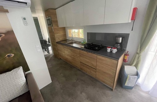 Ossiach House | Mobilhome with 2 bedrooms and a terrace with private whirlpool