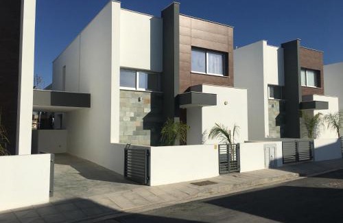 Oroklini Villa | Mobina Villas