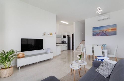Salobre Villa | Modern Villa "Cacemar" with Private Pool & Wi-Fi