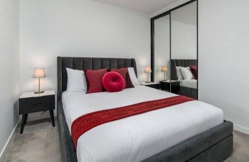 Braddon Apartment | Modern 1-Bed Apartment With Pool And Sauna