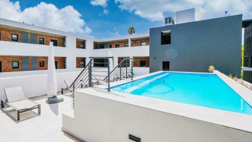 George Central Apartment | Modern 1BD Apartment with Pool & Braai George