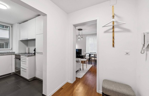 Kriens Apartment | Modern 2 Bdr-flat top Location