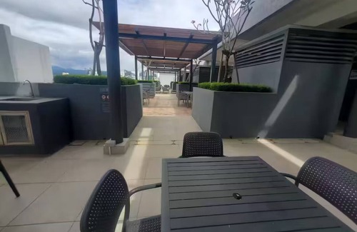 Ampang Apartment | Modern 2-bedroom with AC, WiFi, fitness room in charming Kuala Lumpur