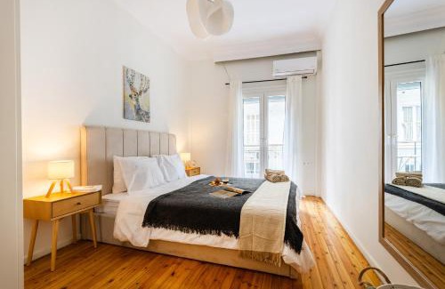 Thessaloniki City Centre Apartment | Modern 2BR Apt with Balcony, Central Thessaloniki