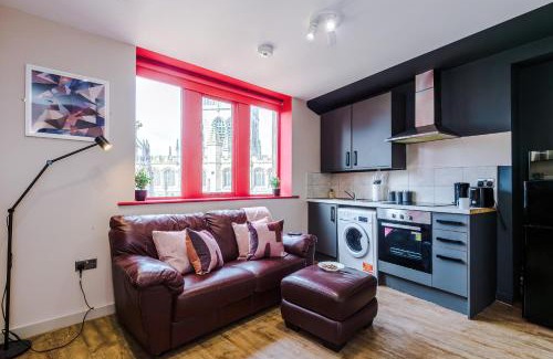 Wigan Apartment | Modern 2BR near Wigan Town Centre