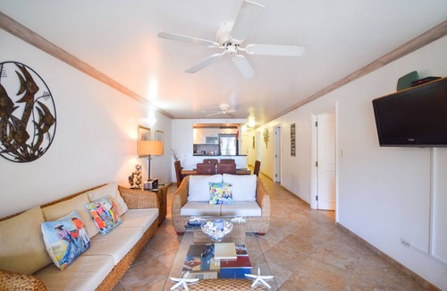 St. Lawrence Gap Apartment | Modern 3-Bed Condo by Dover Beach - Terraces 201