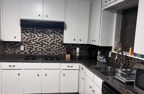Shreveport House | Modern 3-bedroom house in charming Shreveport